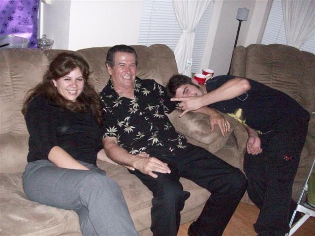 618x457 pixels (53K)